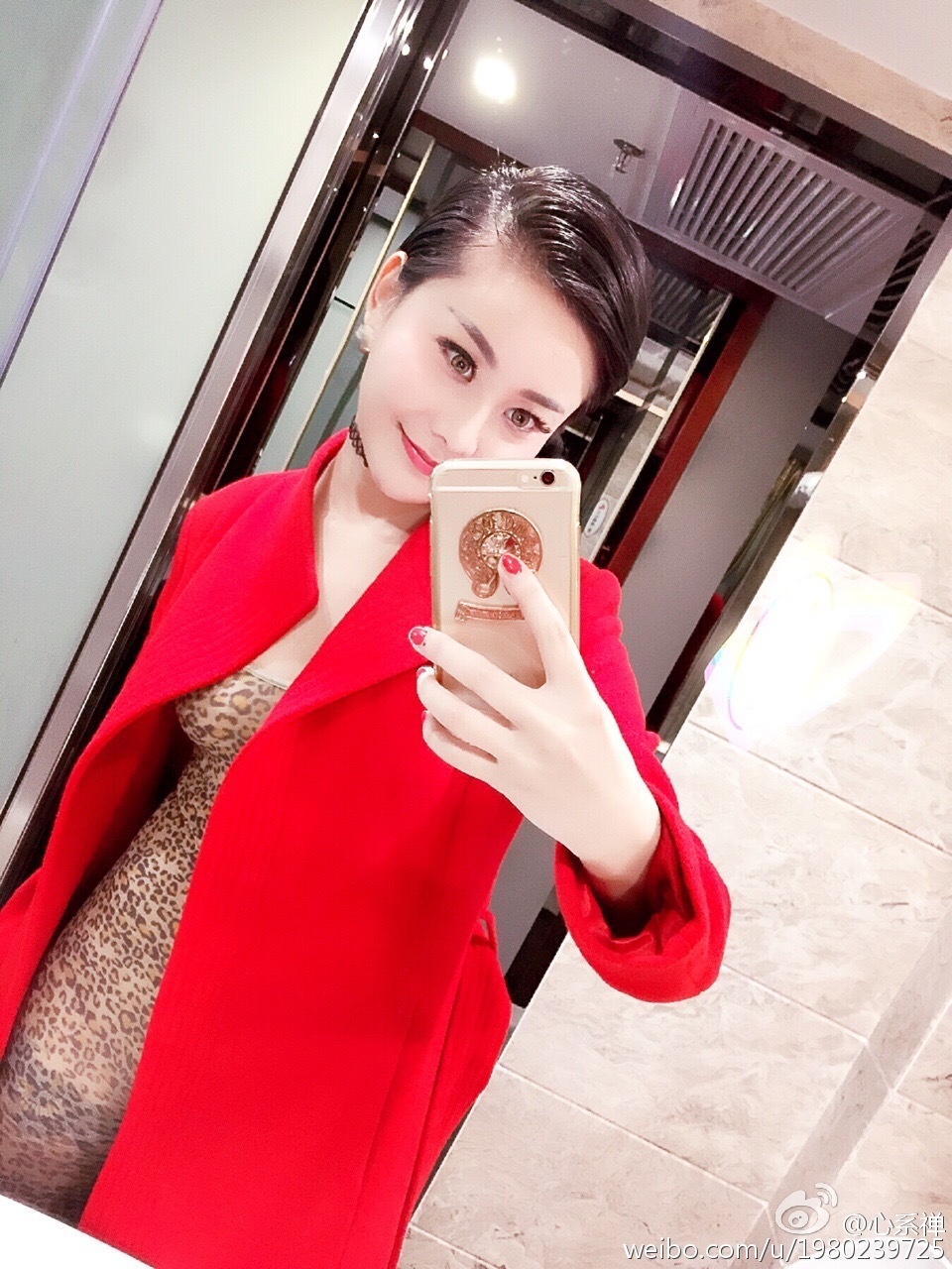 DDY第14期嫩模心系禪BB微博私照全收集